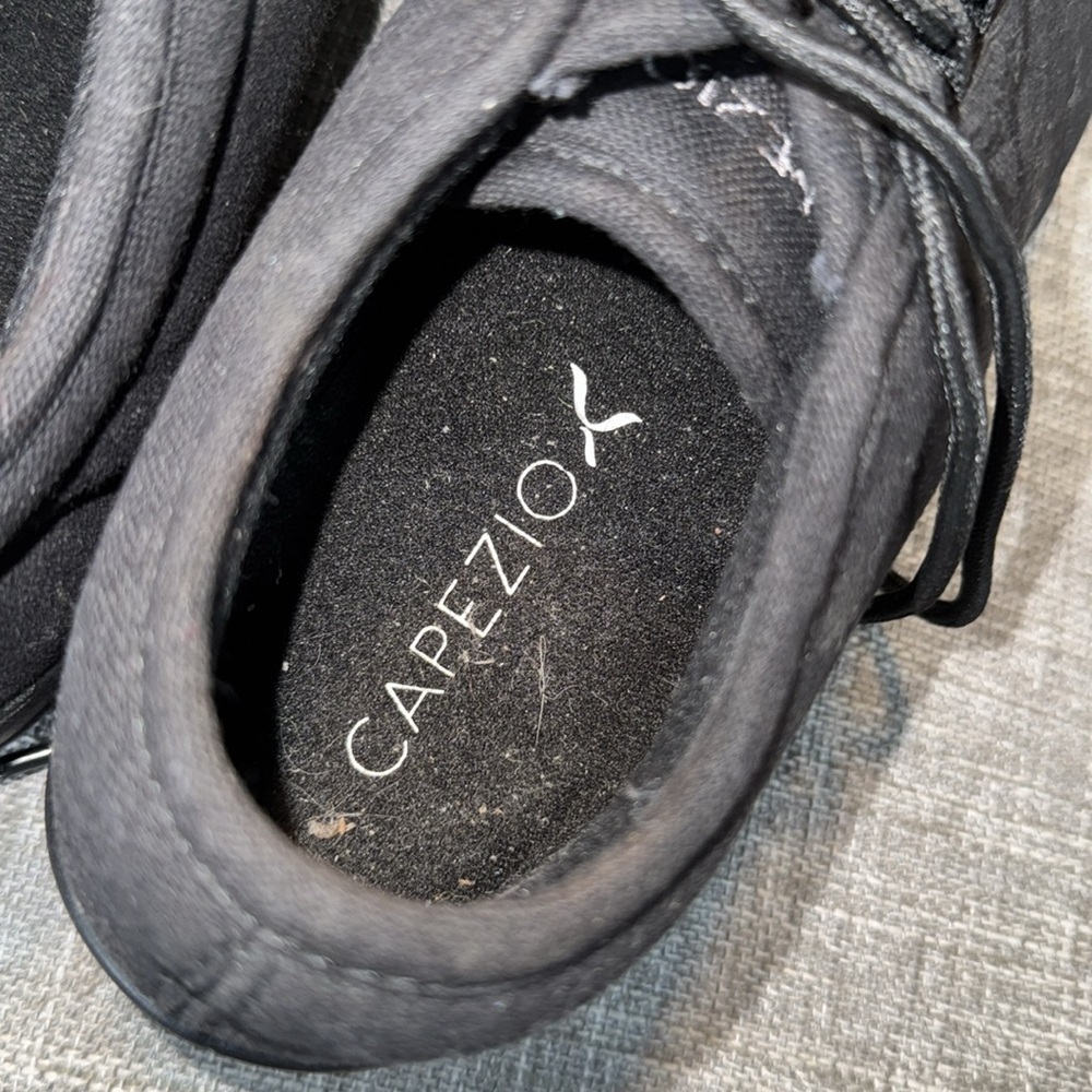 Capezio Black Athletic Shoes - Picture 3 of 9